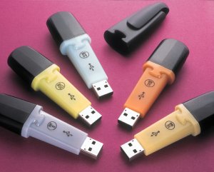 Colorful DiskOnKey USB flash drives, the world's first USB flash drives